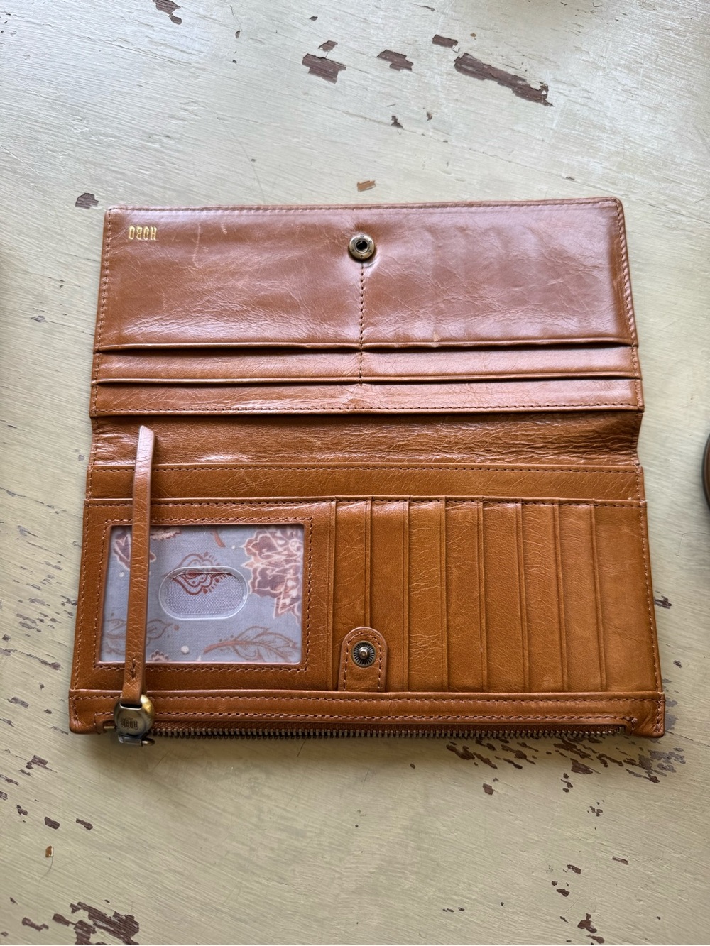 HOBO wallet… EUC - Picture 3 of 8